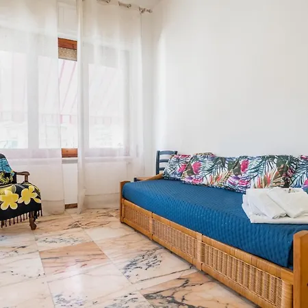Appartement Lovely X5 W/ Terrace & Private Parking La Spezia
